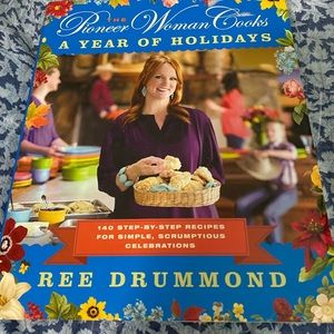 Pioneer Woman Cookbook - A Year of Holidays
